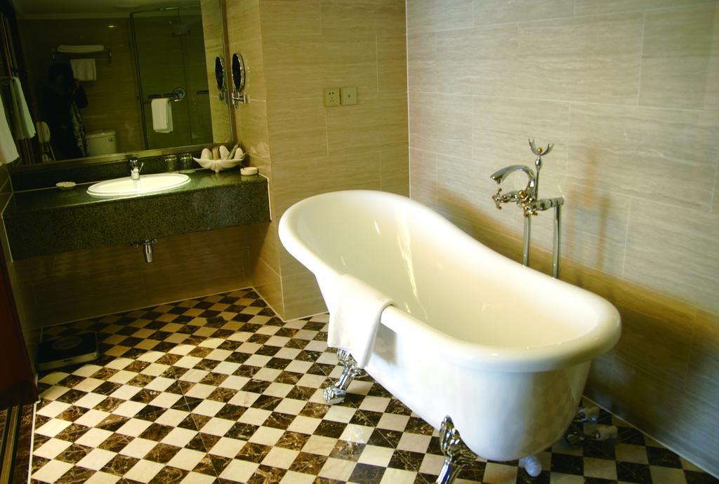 New Gloria Plaza Garden Hotel ハルビン エクステリア 写真